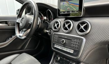 
									Mercedes Benz A 180d AMG-LINE 109 Ps FACELIFT full								