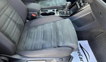 
									VW Touran Highline 2,0 SCR TDI full								