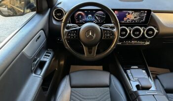 
									Mercedes Benz GLA 200d full								