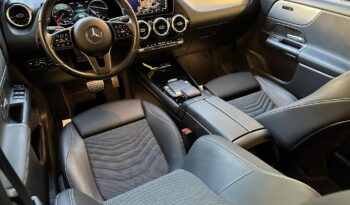 
									Mercedes Benz GLA 200d full								