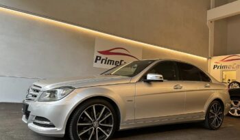 
									Mercedes-Benz C 220 CDI Avantgarde BlueEfficiency Facelift full								