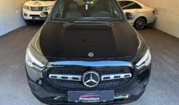 
									Mercedes Benz GLA 200d full								