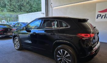 
									Mercedes Benz GLA 200d full								