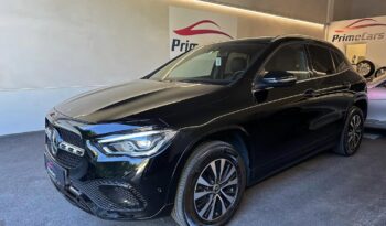 
									Mercedes Benz GLA 200d full								