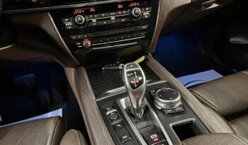 
									BMW X5 xDrive30d F15 full								