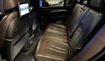 
									BMW X5 xDrive30d full								