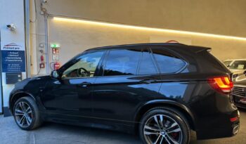 
									BMW X5 xDrive30d full								