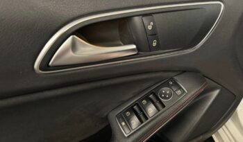 
									Mercedes-Benz A 180 d Facelift full								