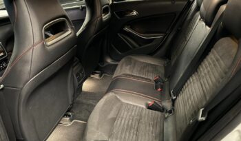 
									Mercedes-Benz A 180 d Facelift full								