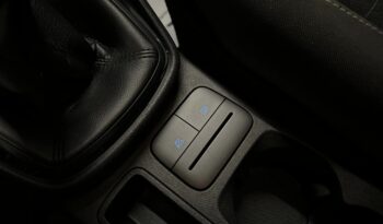 
									Ford Fiesta Cool & Connect 1,1 full								