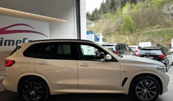 
									BMW X5 xDrive30d G05 full								