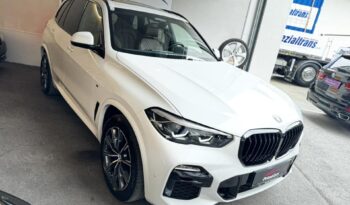 
									BMW X5 xDrive30d G05 full								