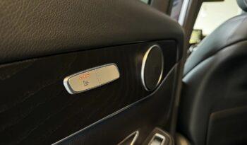
									Mercedes-Benz GLC 350d 4MATIC full								