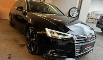 
									Audi A4 Avant 2,0 TDI SPORT full								