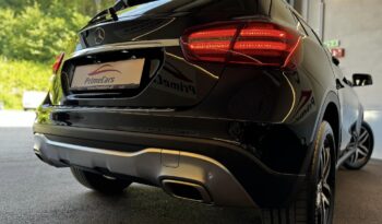 
									Mercedes-Benz GLA 180 full								
