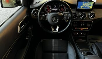 
									Mercedes-Benz GLA 180 full								