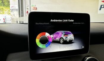 
									Mercedes-Benz GLA 180 full								