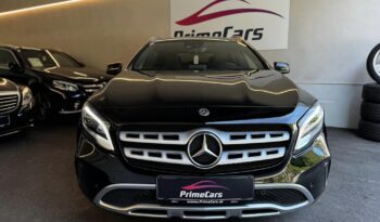 
									Mercedes-Benz GLA 180 full								