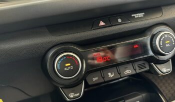 
									KIA Rio full								