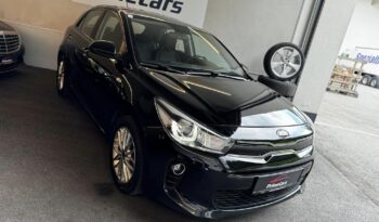
									KIA Rio full								