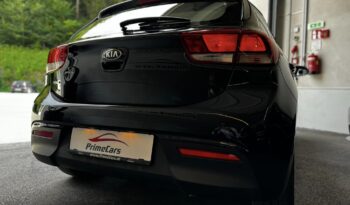 
									KIA Rio full								