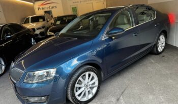 
									Skoda Octavia Limousine 2,0TDI Elegance full								