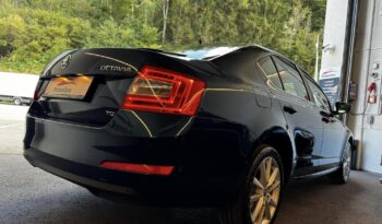 
									Skoda Octavia Limousine 2,0TDI Elegance full								