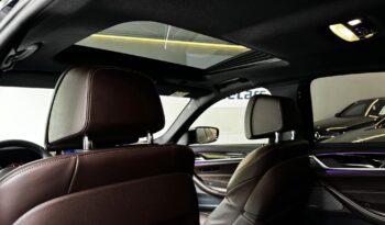
									BMW 530d xDrive Limousine full								