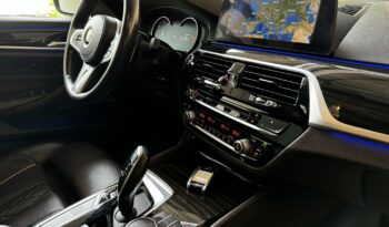 
									BMW 530d xDrive Limousine full								
