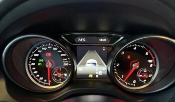 
									Mercedes-Benz GLA 200 d 4MATIC full								