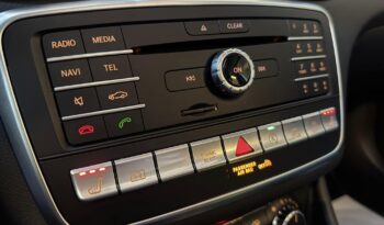 
									Mercedes-Benz GLA 200 d 4MATIC full								
