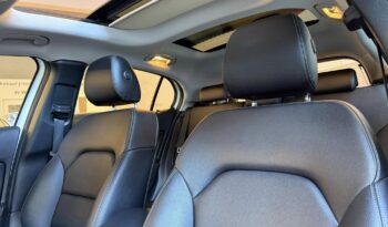 
									Mercedes-Benz GLA 200 d 4MATIC full								