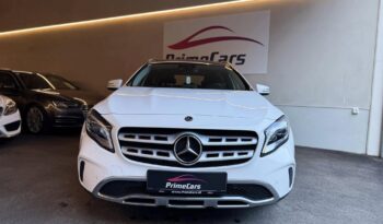 
									Mercedes-Benz GLA 200 d 4MATIC full								