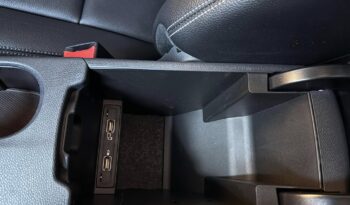 
									Mercedes-Benz GLA 200 d 4MATIC full								