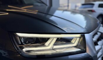 
									Audi Q5 2,0 TDI quattro Sport full								