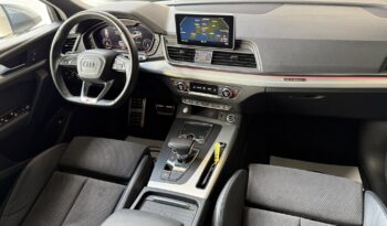 
									Audi Q5 2,0 TDI quattro Sport full								