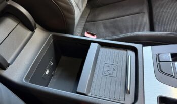 
									Audi Q5 2,0 TDI quattro Sport full								