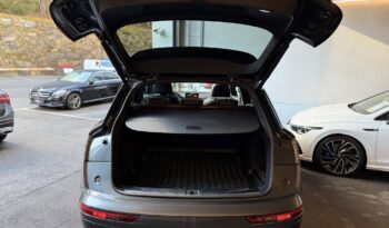 
									Audi Q5 2,0 TDI quattro Sport full								