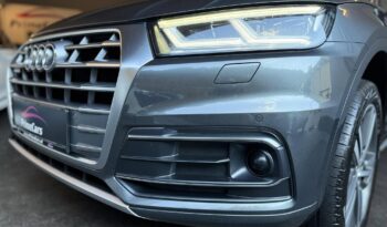 
									Audi Q5 2,0 TDI quattro Sport full								