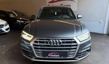 
									Audi Q5 2,0 TDI quattro Sport full								