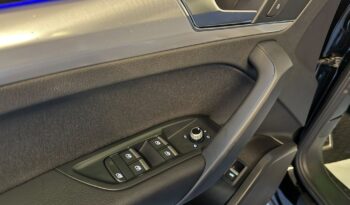 
									Audi Q5 40 TDI quattro Sport full								