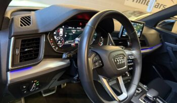 
									Audi Q5 40 TDI quattro Sport full								