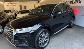 
									Audi Q5 40 TDI quattro Sport full								
