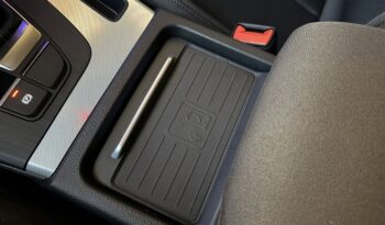 
									Audi Q5 40 TDI quattro Sport full								