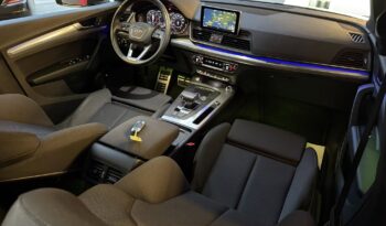 
									Audi Q5 40 TDI quattro Sport full								