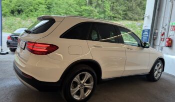 
									Mercedes Benz GLC 220d 4MATIC full								