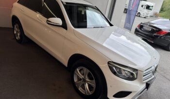 
									Mercedes Benz GLC 220d 4MATIC full								