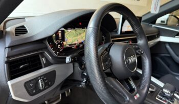 
									Audi A4 Avant 2.0TDI quattro Sport full								