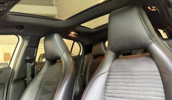 
									Mercedes Benz GLA 220d 4Matic full								