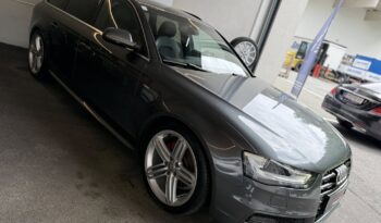 
									Audi A4 Avant 2.0 TDI quattro Sport full								